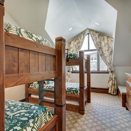 Luxury Ski-In 3 Bedroom Penthouse Inside Pines Lodge, Sleeps 10! Condo Beaver Creek Bagian luar foto