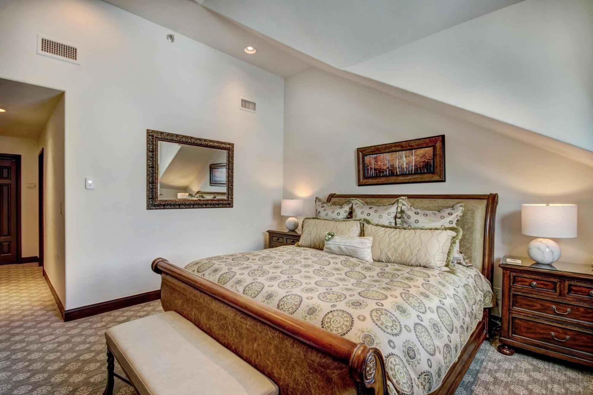 Luxury Ski-In 3 Bedroom Penthouse Inside Pines Lodge, Sleeps 10! Condo Beaver Creek Bagian luar foto