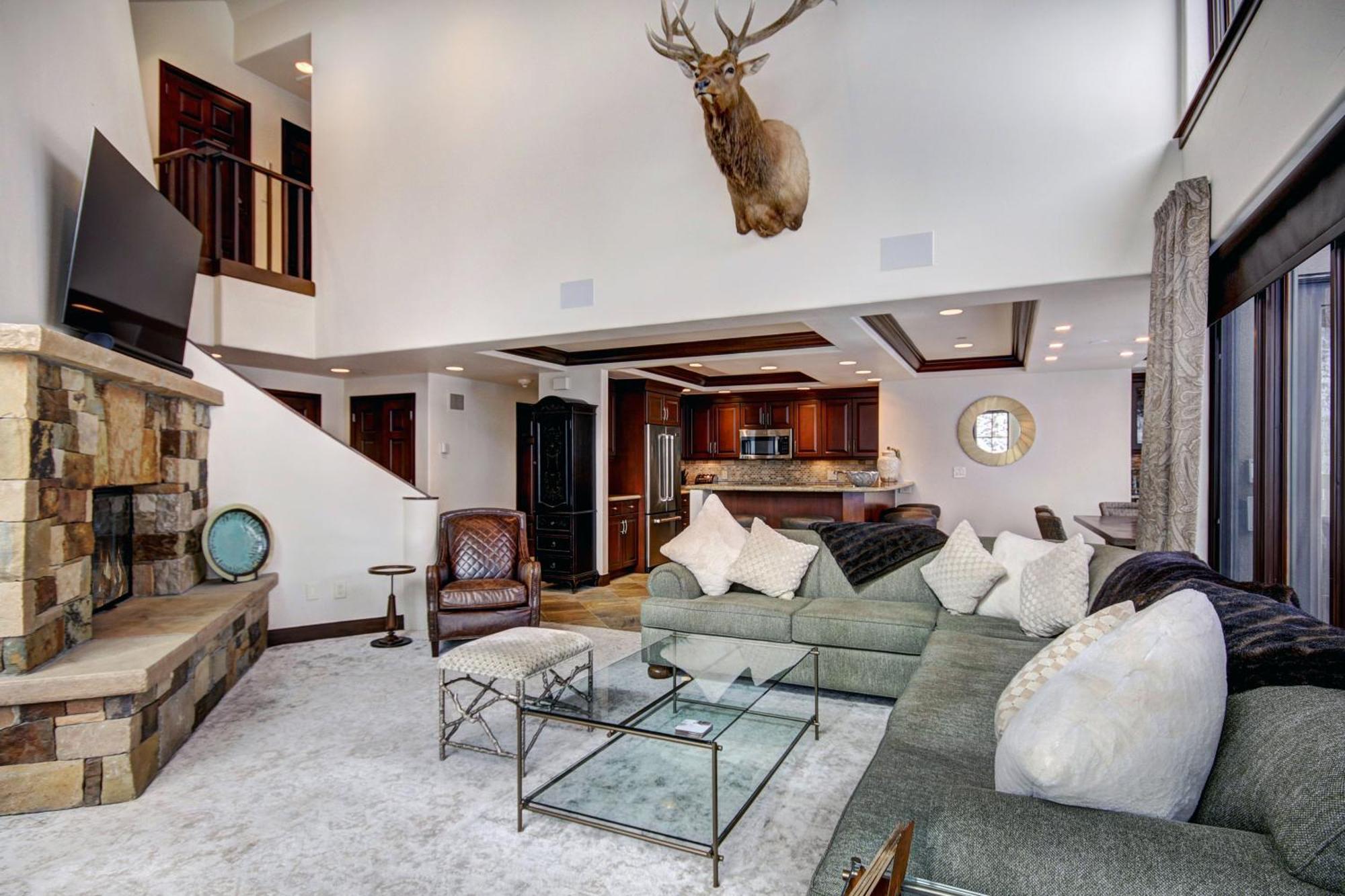 Luxury Ski-In 3 Bedroom Penthouse Inside Pines Lodge, Sleeps 10! Condo Beaver Creek Bagian luar foto